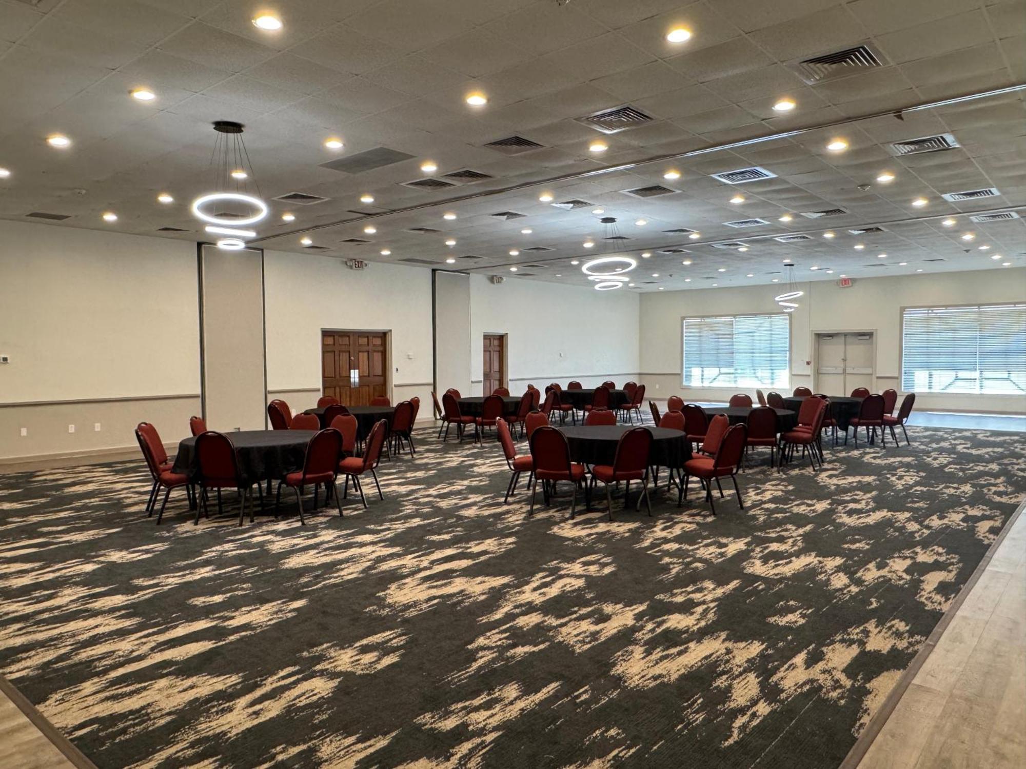 Clarion Inn & Suites Dothan South Ngoại thất bức ảnh