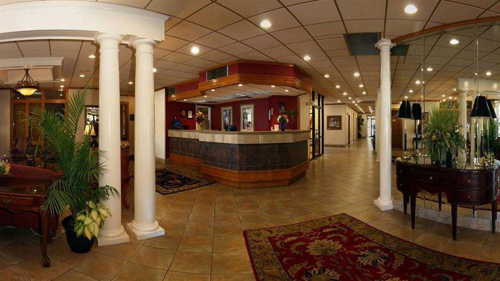 Clarion Inn & Suites Dothan South Ngoại thất bức ảnh